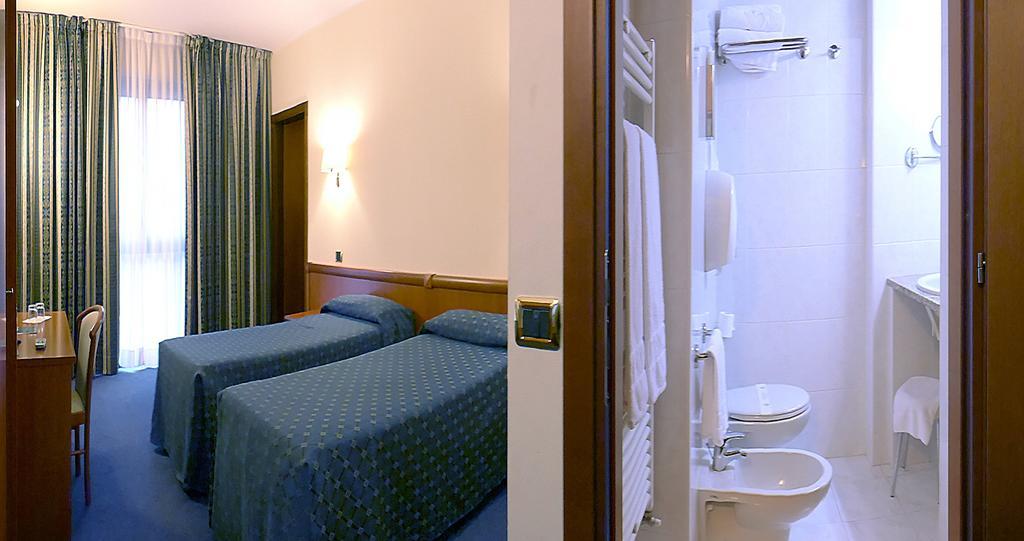 Valdenza Hotel Campegine Bagian luar foto